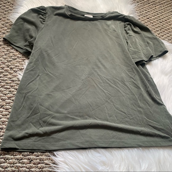 A new day Olive Green Flutter Tshirt Top Blouse Size Small - Picture 2 of 4